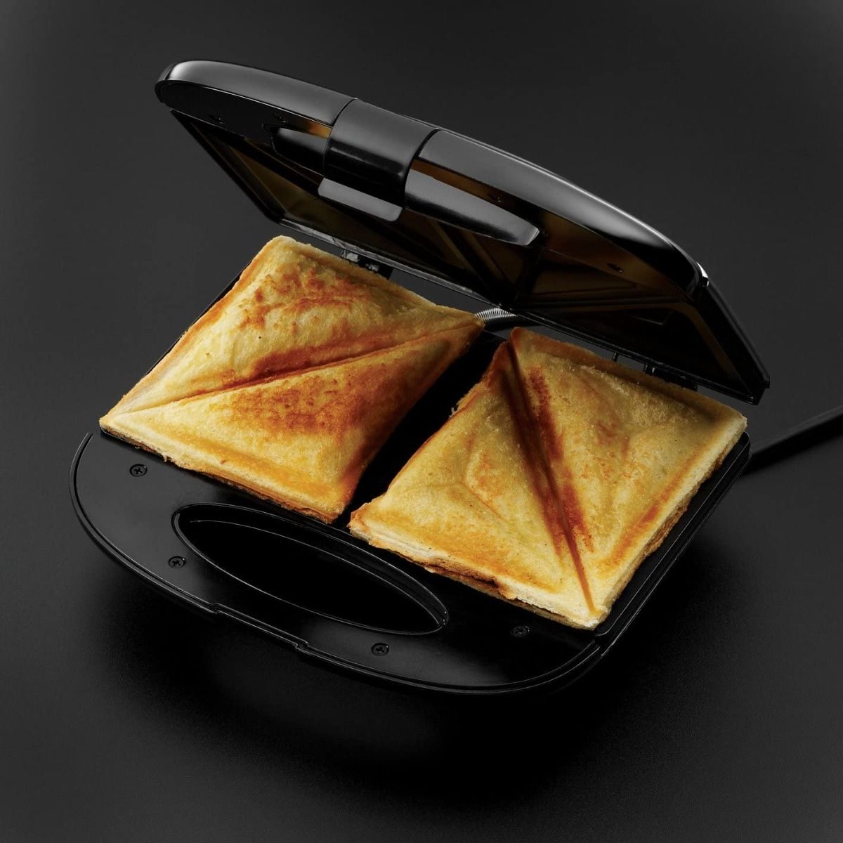 Russell hobbs hot sale waffle maker