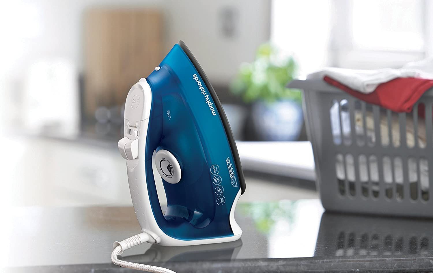 Morphy richards shop breeze steam iron