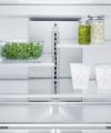 Fisher and Paykel RS90A3 Integrated Fridge Freezer